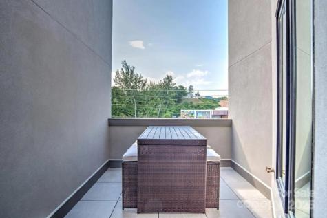 102 Southside Avenue Asheville NC 28801