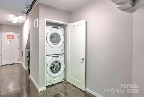 102 Southside Avenue Asheville NC 28801