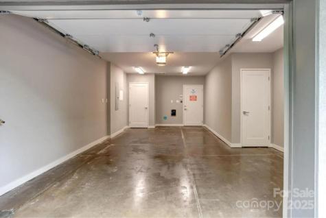 102 Southside Avenue Asheville NC 28801