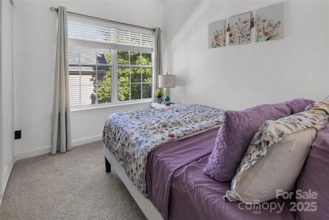 12008 Bordeaux Street Charlotte NC 28277