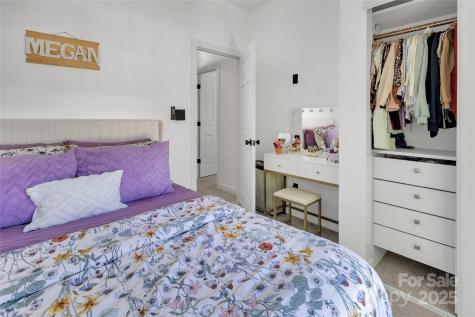 12008 Bordeaux Street Charlotte NC 28277