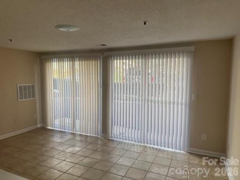 1610 Arlyn Circle Charlotte NC 28213