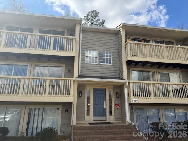 1610 Arlyn Circle Charlotte NC 28213