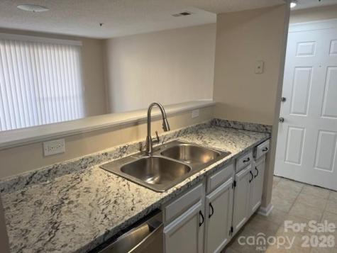 1610 Arlyn Circle Charlotte NC 28213