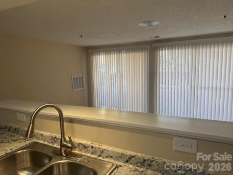 1610 Arlyn Circle Charlotte NC 28213
