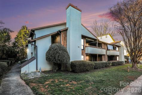 7255 Winery Lane Charlotte NC 28227
