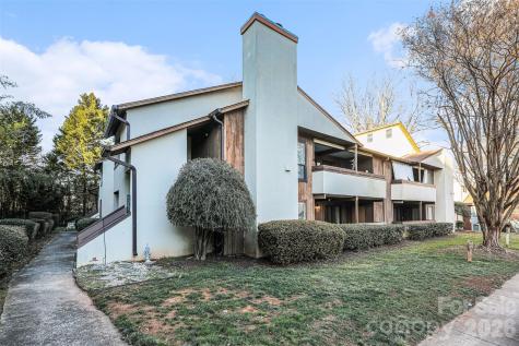 7255 Winery Lane Charlotte NC 28227
