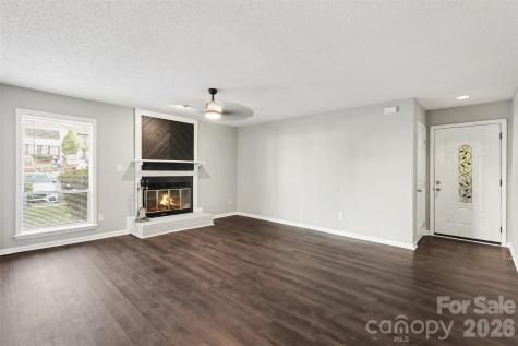 7255 Winery Lane Charlotte NC 28227