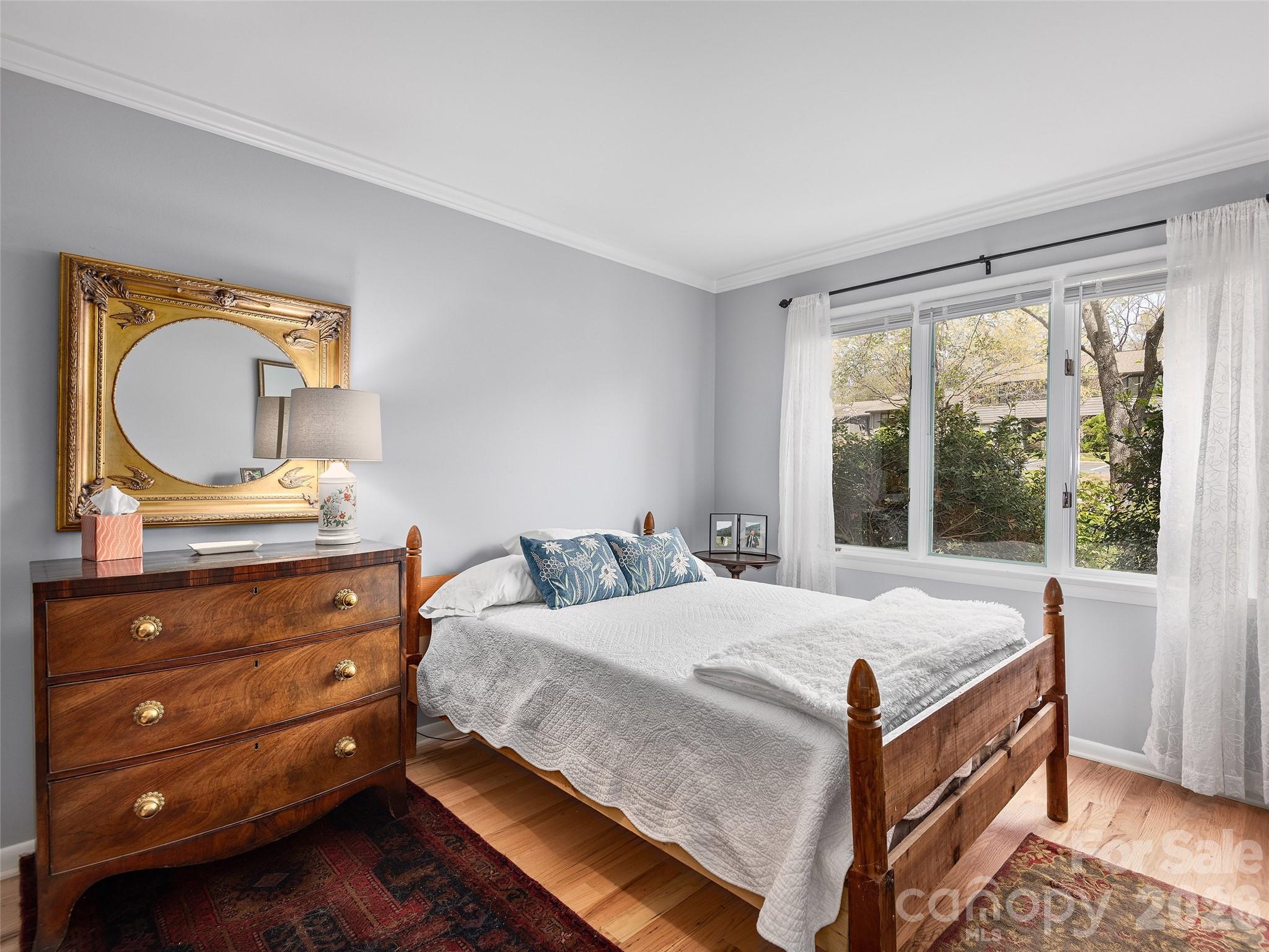 521 Crowfields Lane Asheville NC 28803