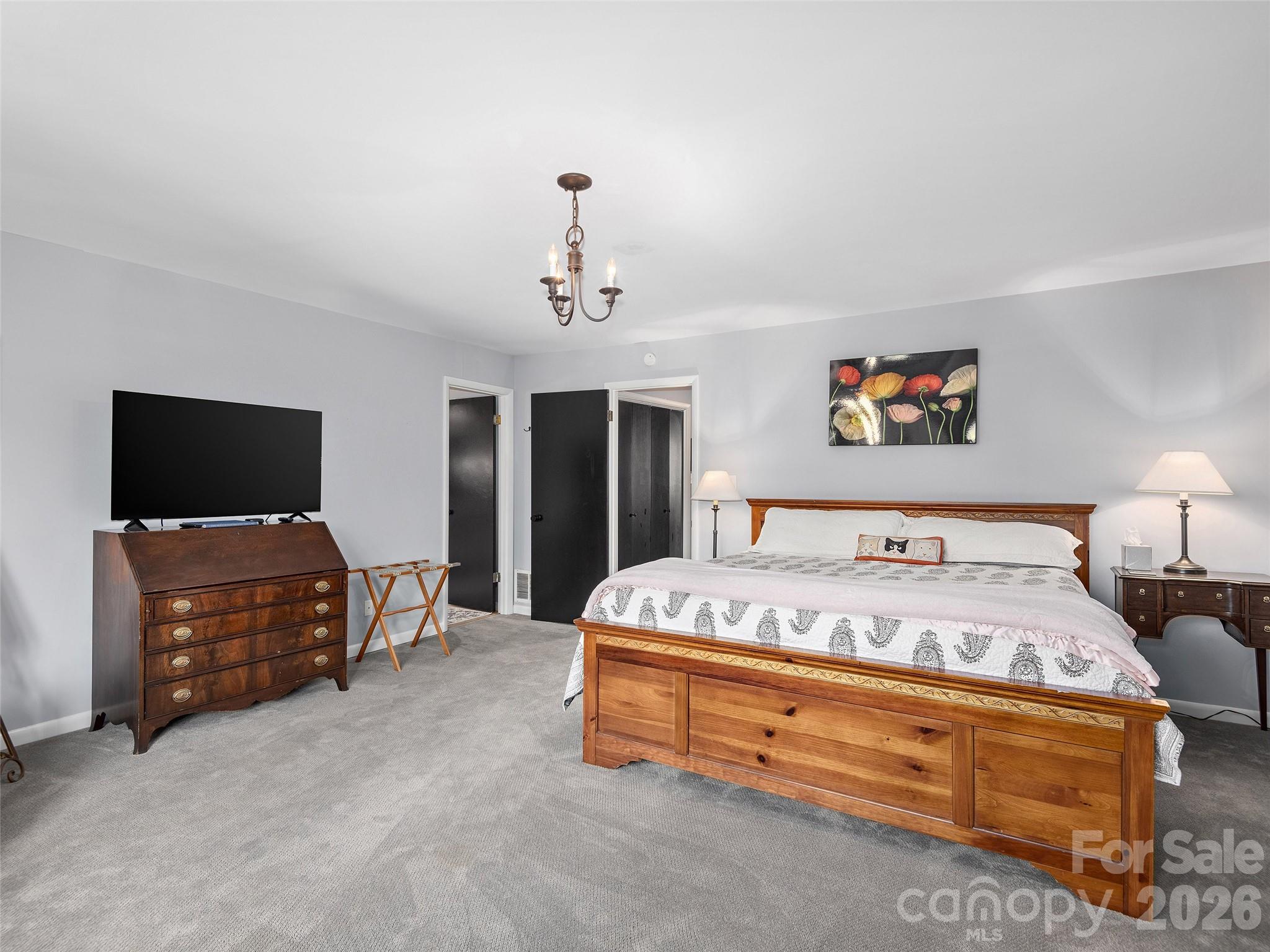 521 Crowfields Lane Asheville NC 28803