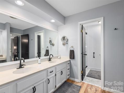 521 Crowfields Lane Asheville NC 28803