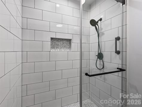 521 Crowfields Lane Asheville NC 28803