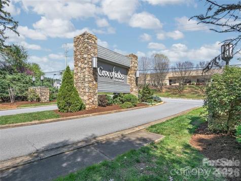 521 Crowfields Lane Asheville NC 28803