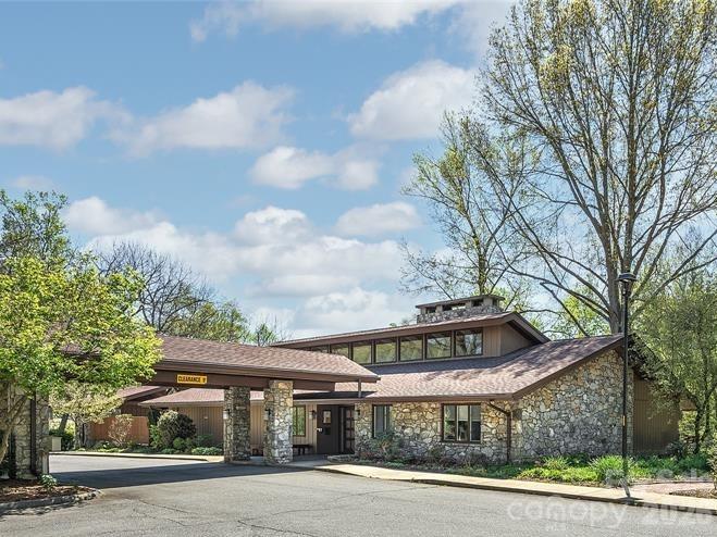 521 Crowfields Lane Asheville NC 28803