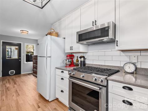521 Crowfields Lane Asheville NC 28803