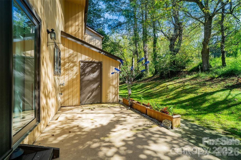 12 Pebble Creek Drive Asheville NC 28803