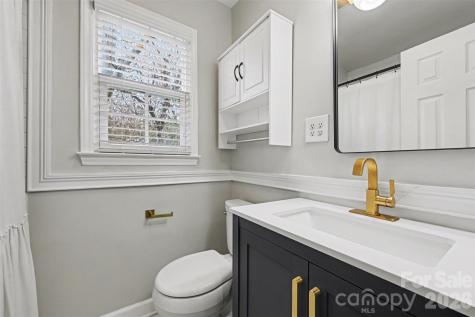 231 Wakefield Drive Charlotte NC 28209