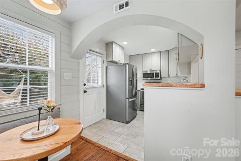 231 Wakefield Drive Charlotte NC 28209