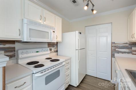 3809 Carl Parmer Drive Harrisburg NC 28075