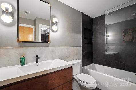 626 N Graham Street Charlotte NC 28202