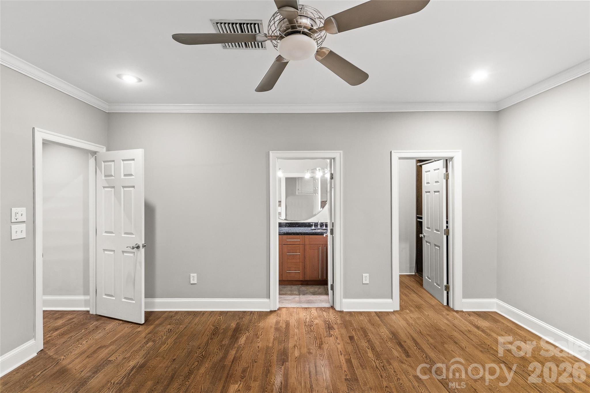 127 N Tryon Street Charlotte NC 28202