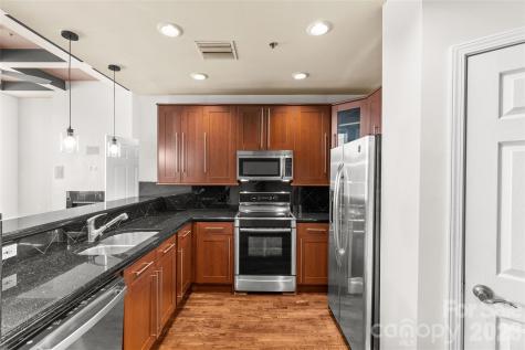 127 N Tryon Street Charlotte NC 28202