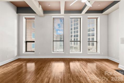 127 N Tryon Street Charlotte NC 28202
