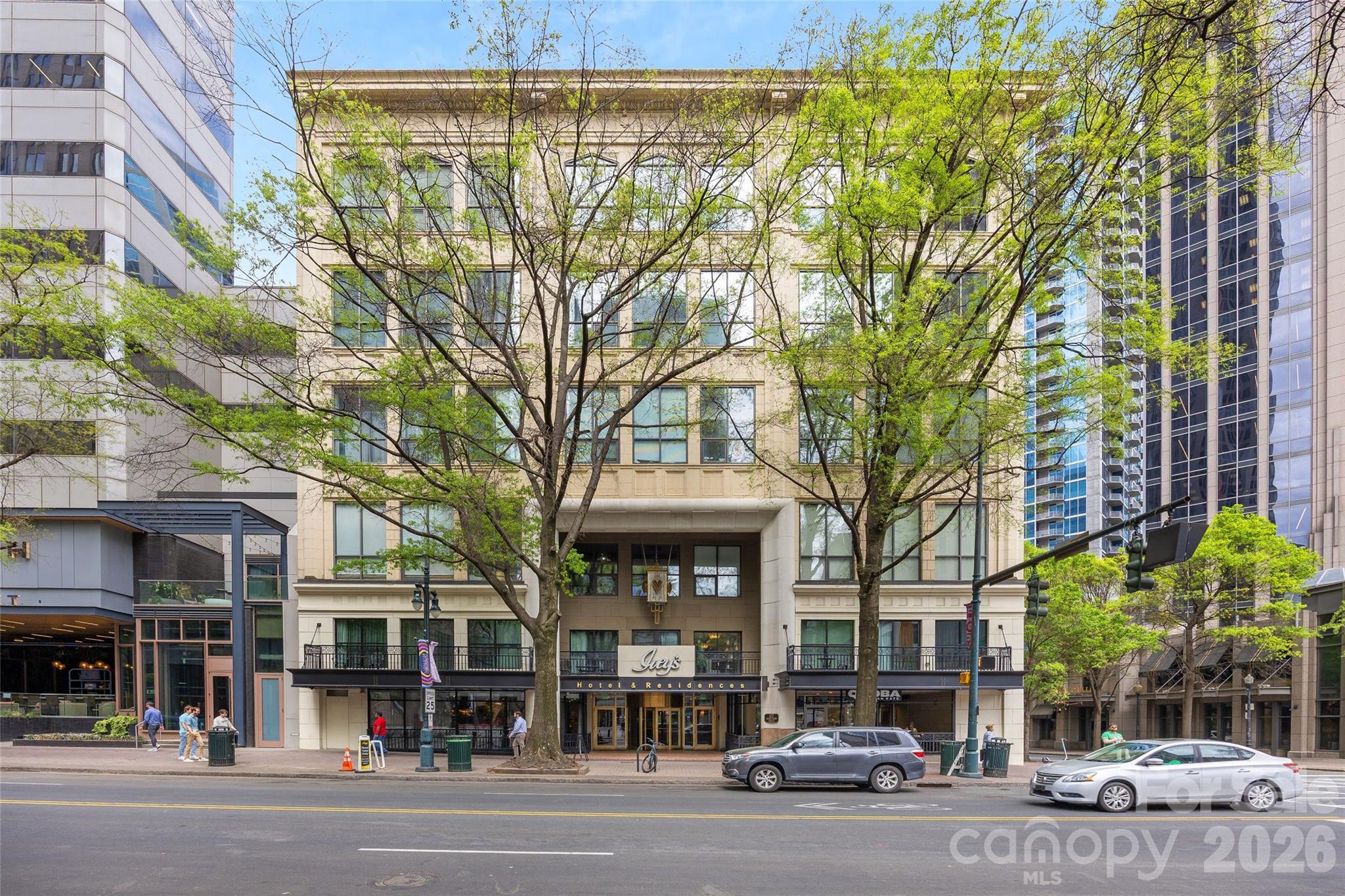 127 N Tryon Street Charlotte NC 28202