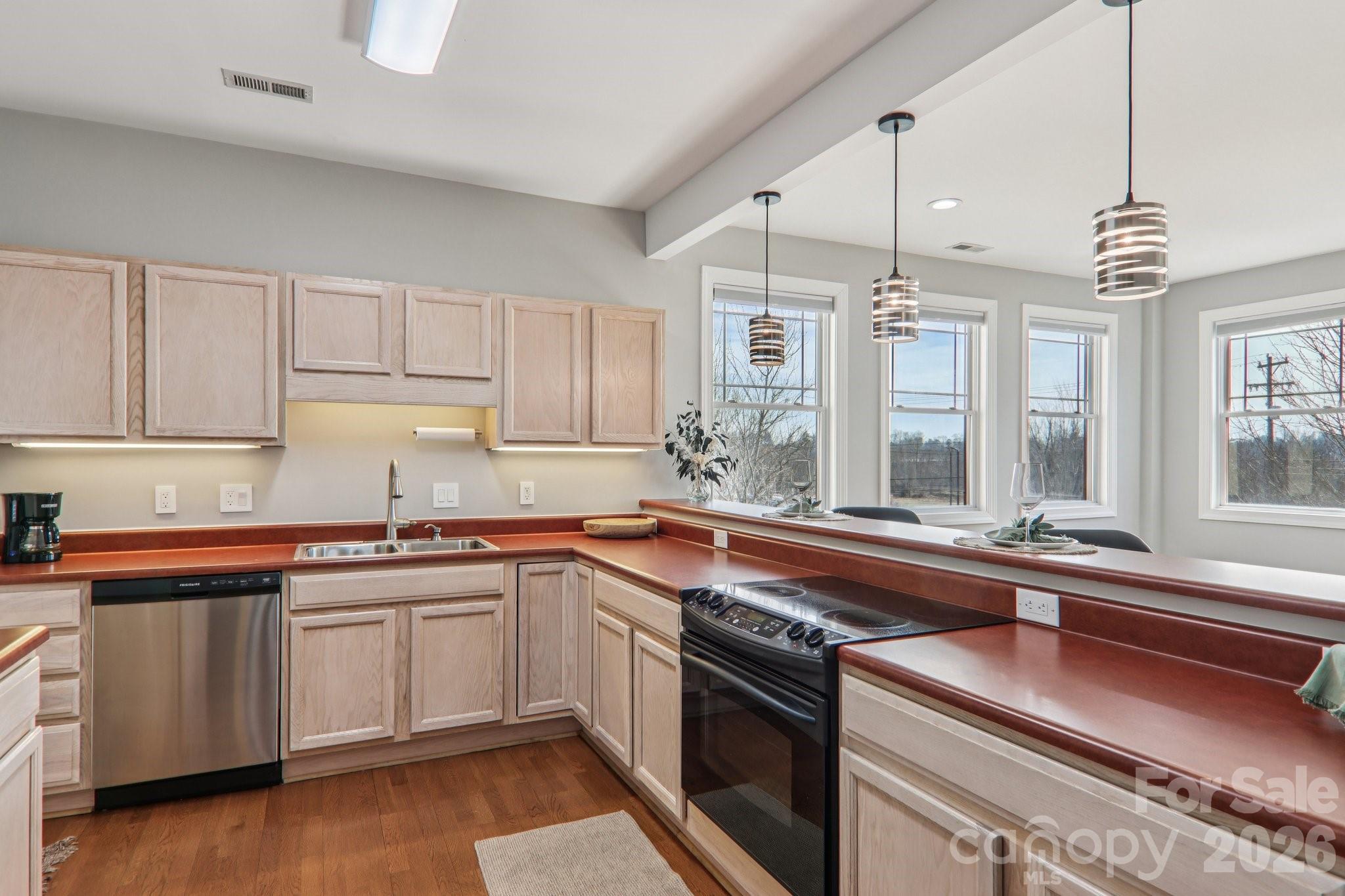 475 S Church Street Hendersonville NC 28792