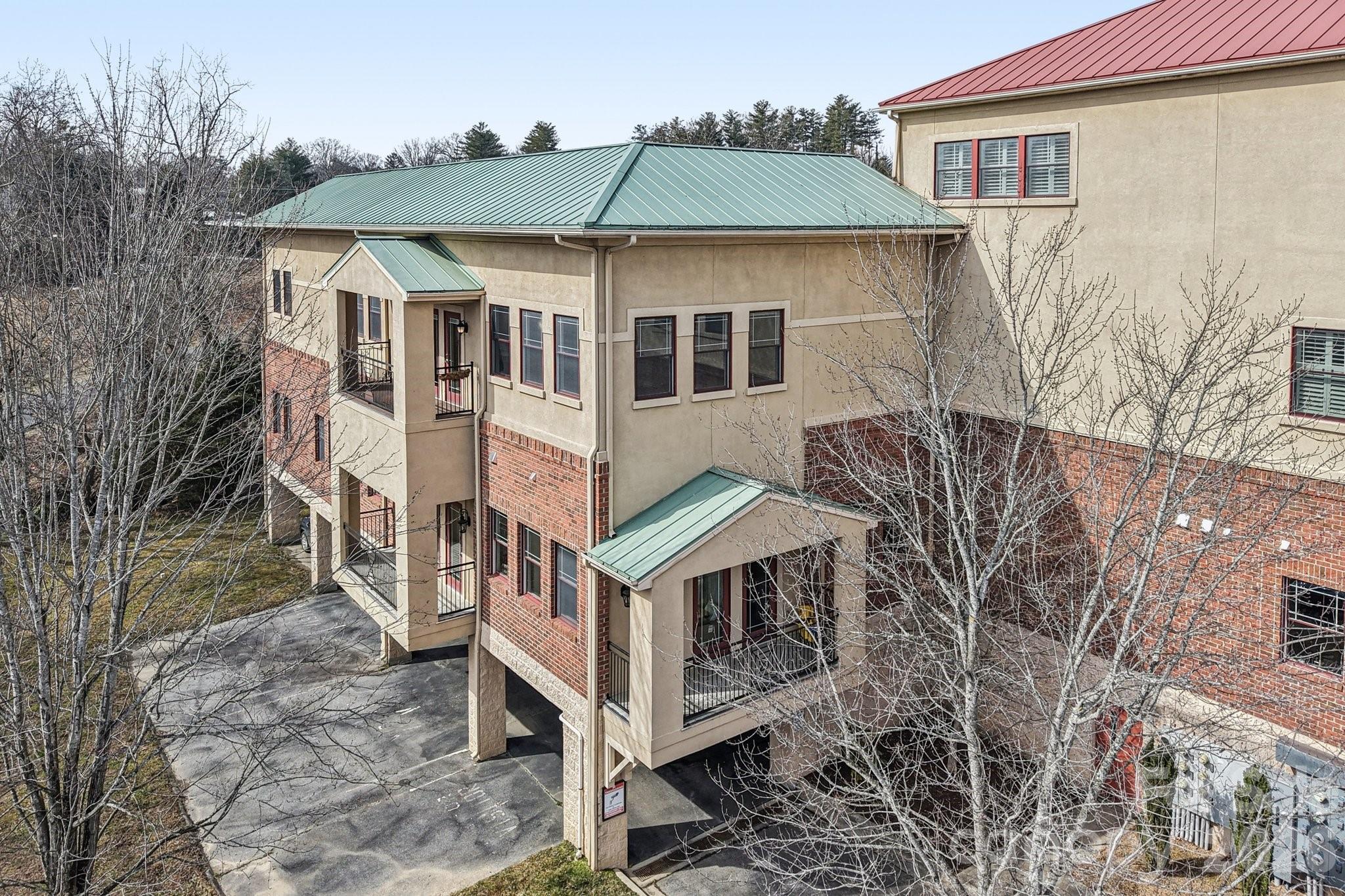 475 S Church Street Hendersonville NC 28792