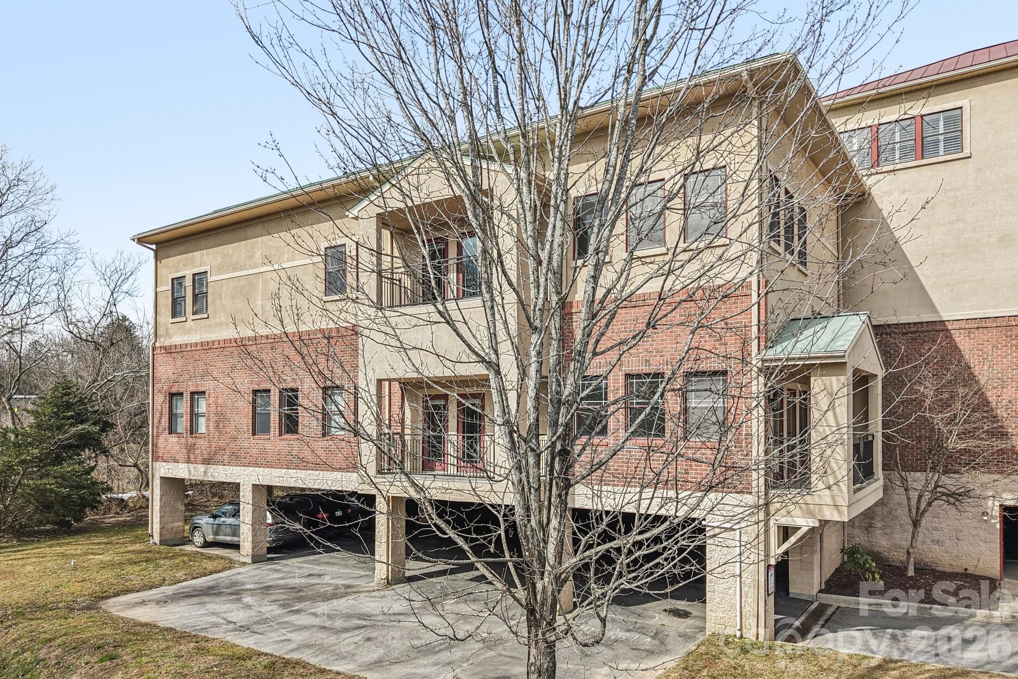 475 S Church Street Hendersonville NC 28792