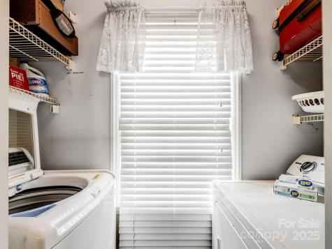 9435 Kings Falls Drive Charlotte NC 28210