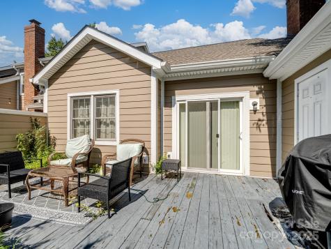 9435 Kings Falls Drive Charlotte NC 28210