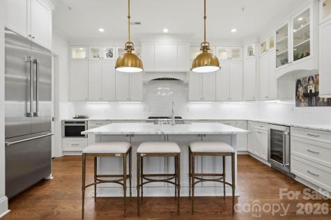 2312 Selwyn Avenue Charlotte NC 28207