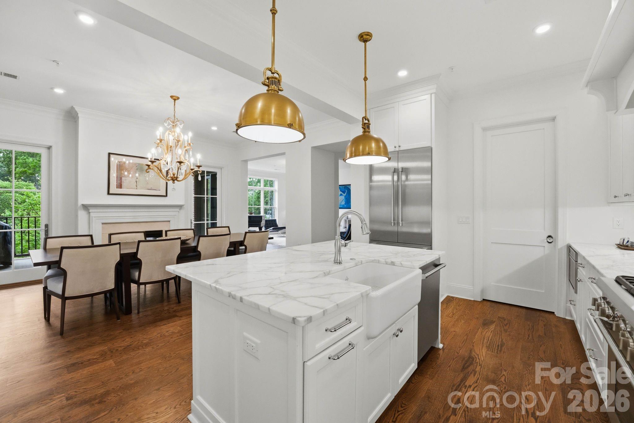 2312 Selwyn Avenue Charlotte NC 28207