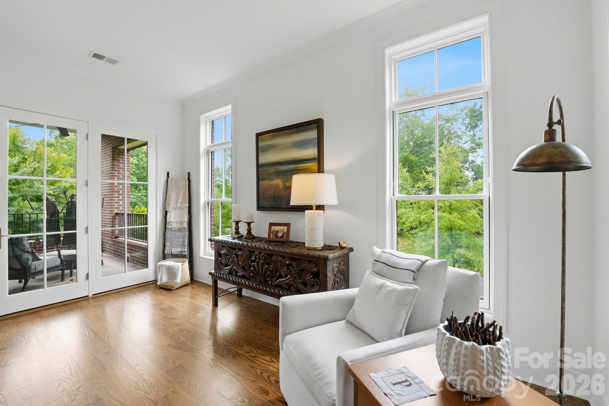 2312 Selwyn Avenue Charlotte NC 28207