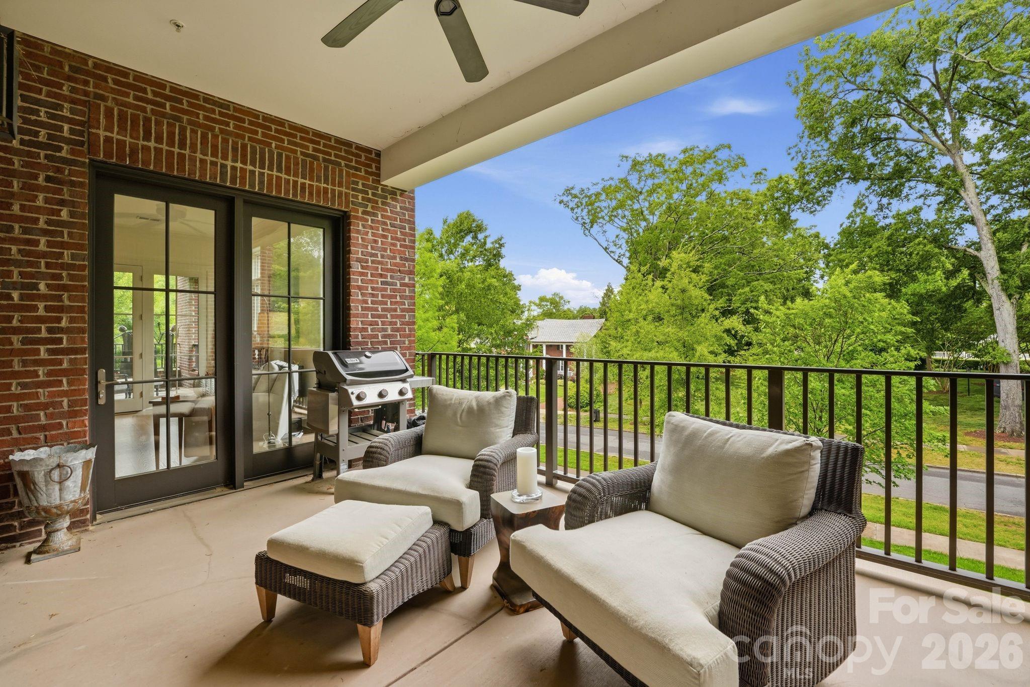 2312 Selwyn Avenue Charlotte NC 28207
