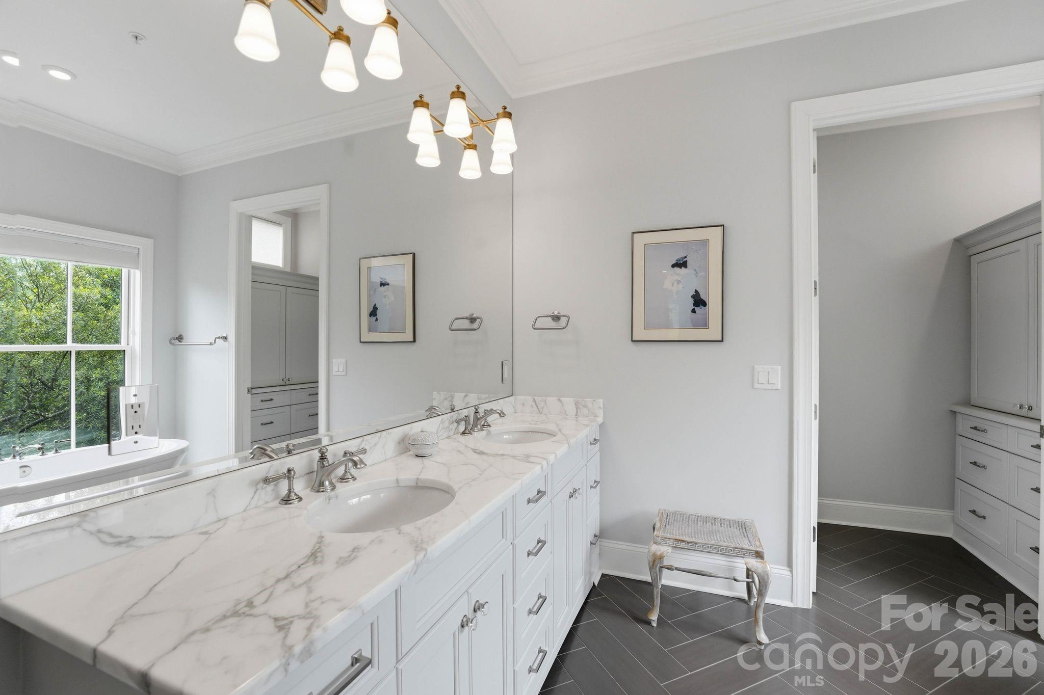 2312 Selwyn Avenue Charlotte NC 28207