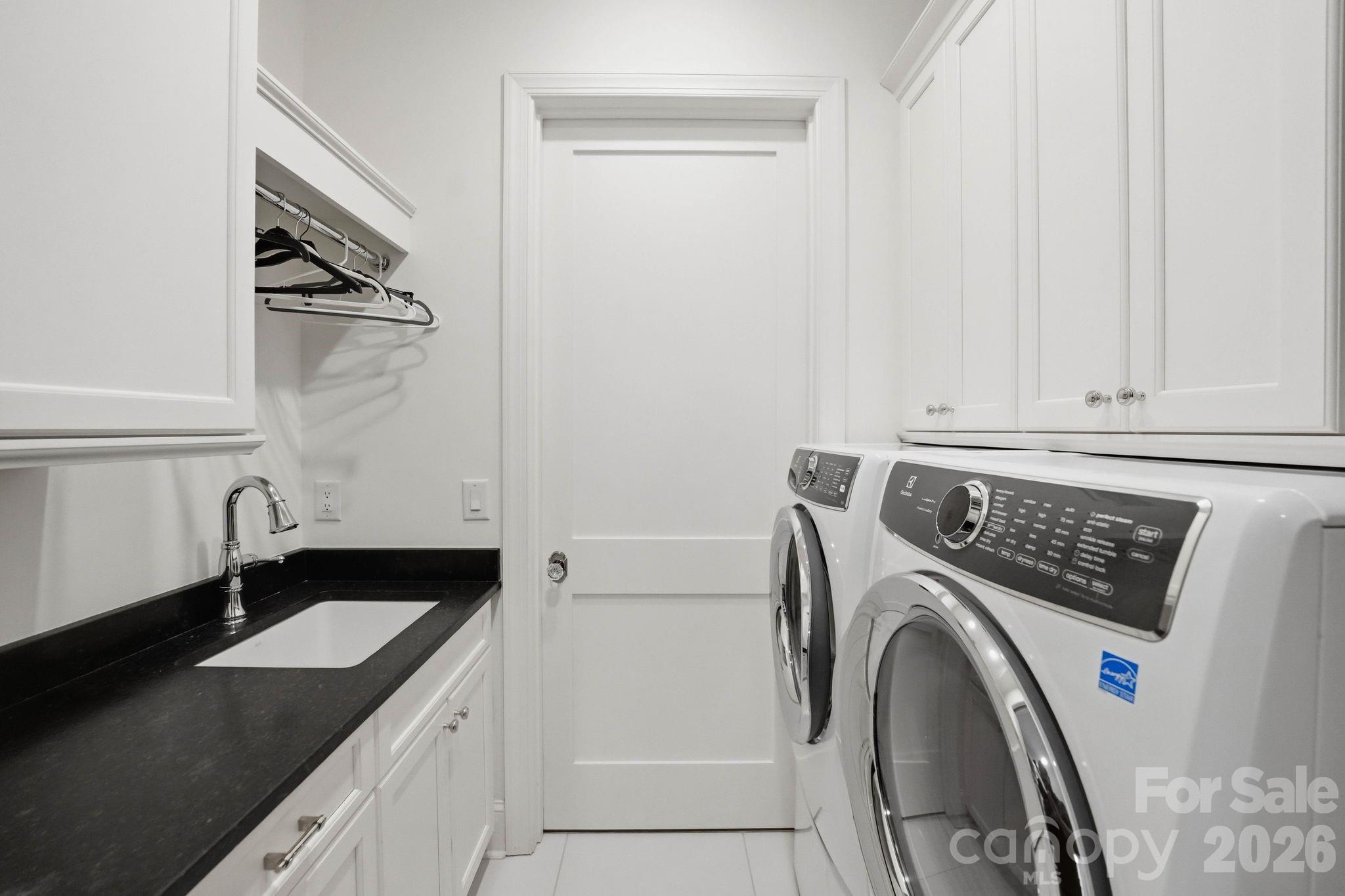 2312 Selwyn Avenue Charlotte NC 28207