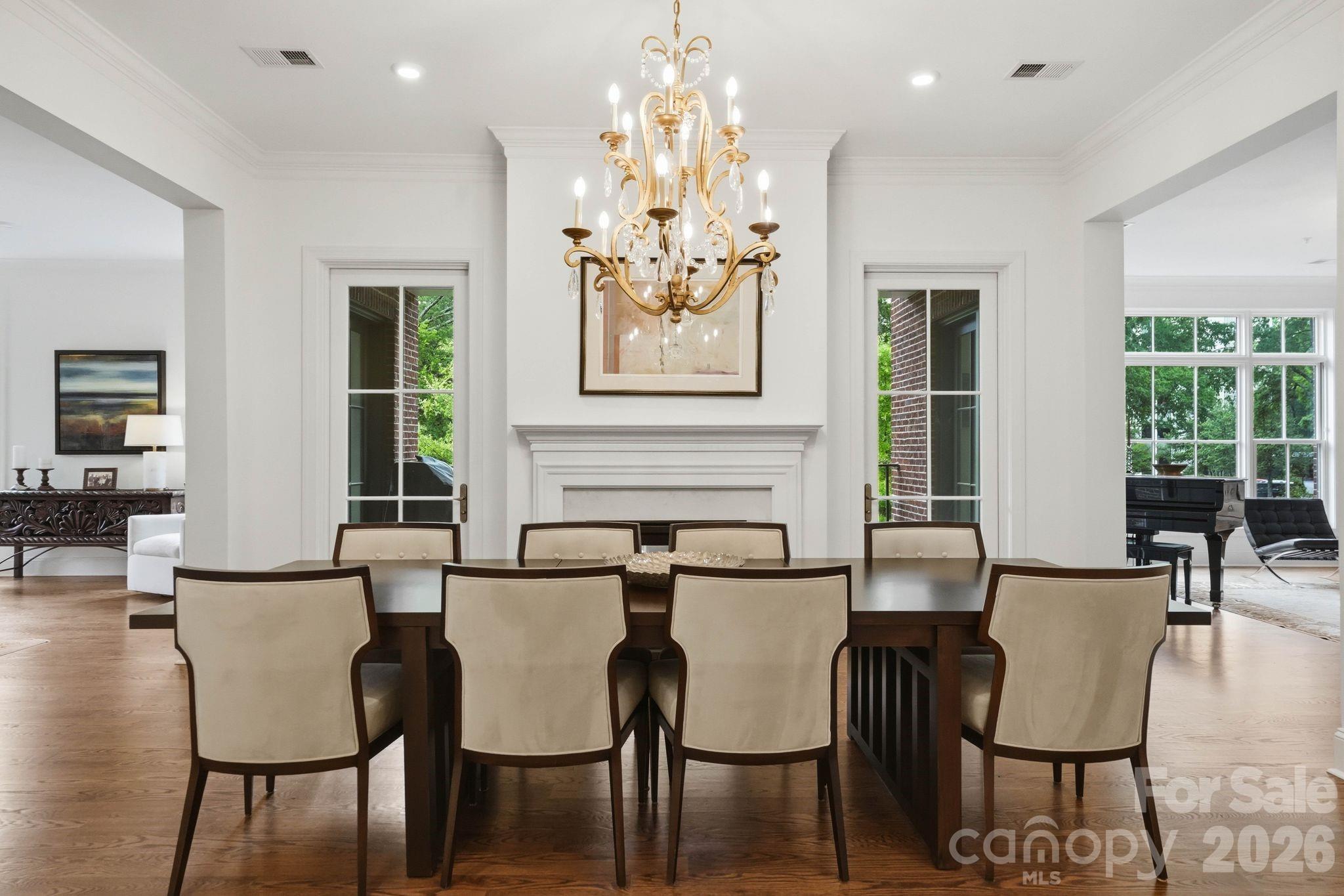 2312 Selwyn Avenue Charlotte NC 28207