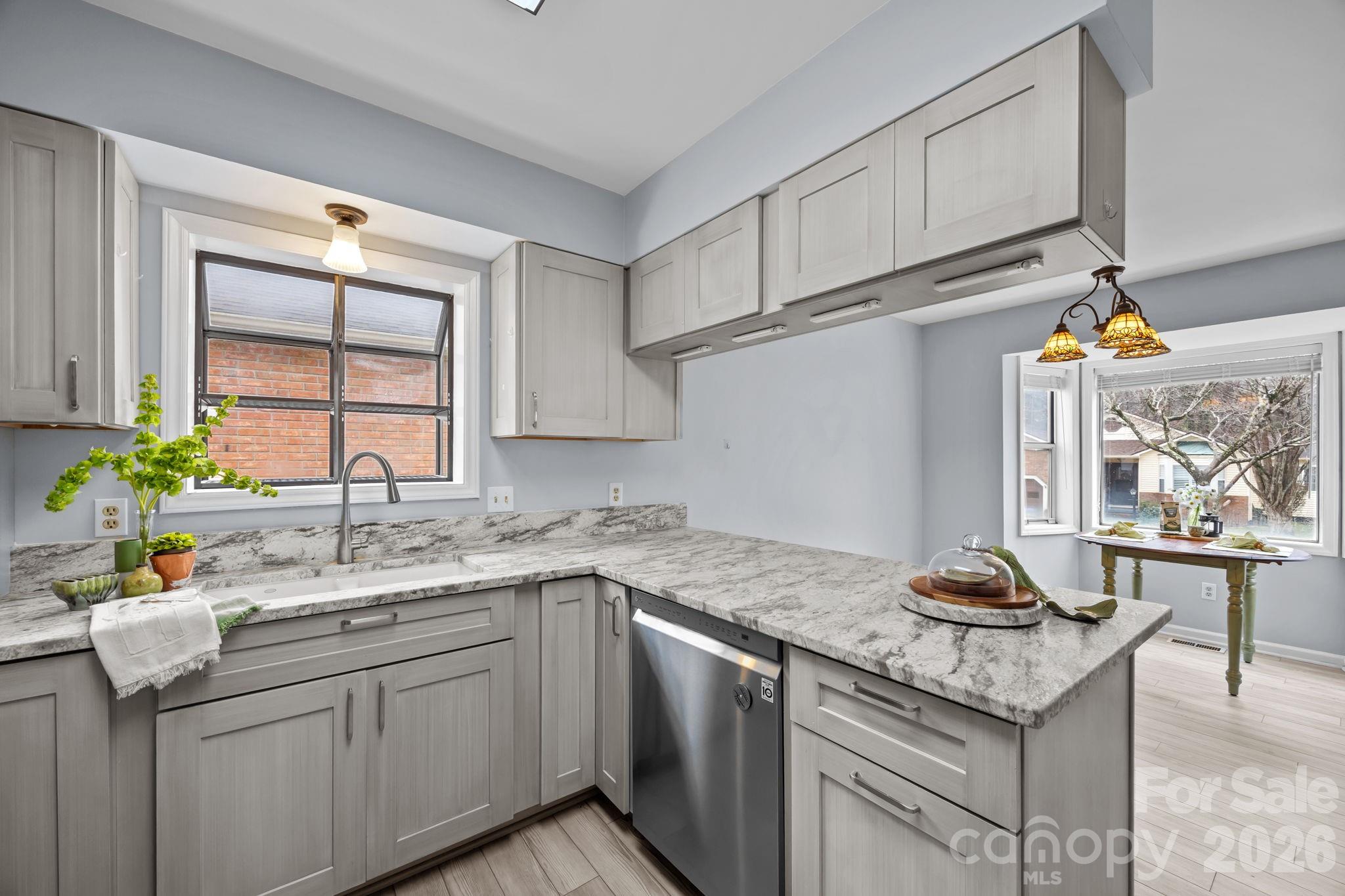 125 Exeter Court Hendersonville NC 28791