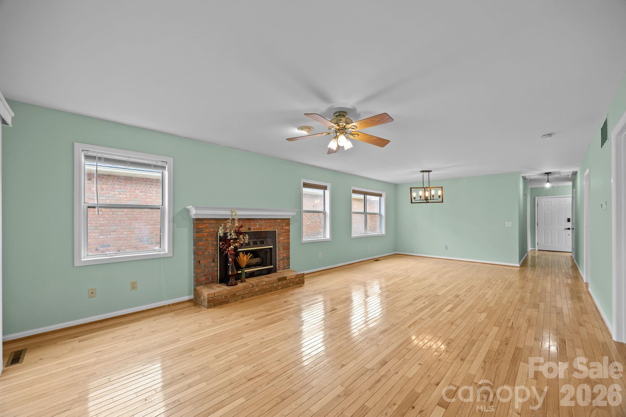 125 Exeter Court Hendersonville NC 28791