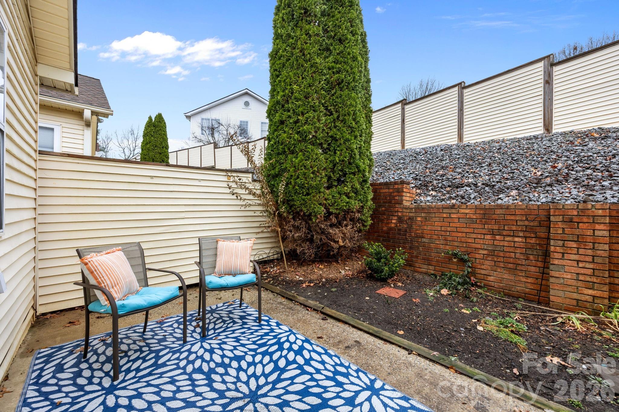 125 Exeter Court Hendersonville NC 28791