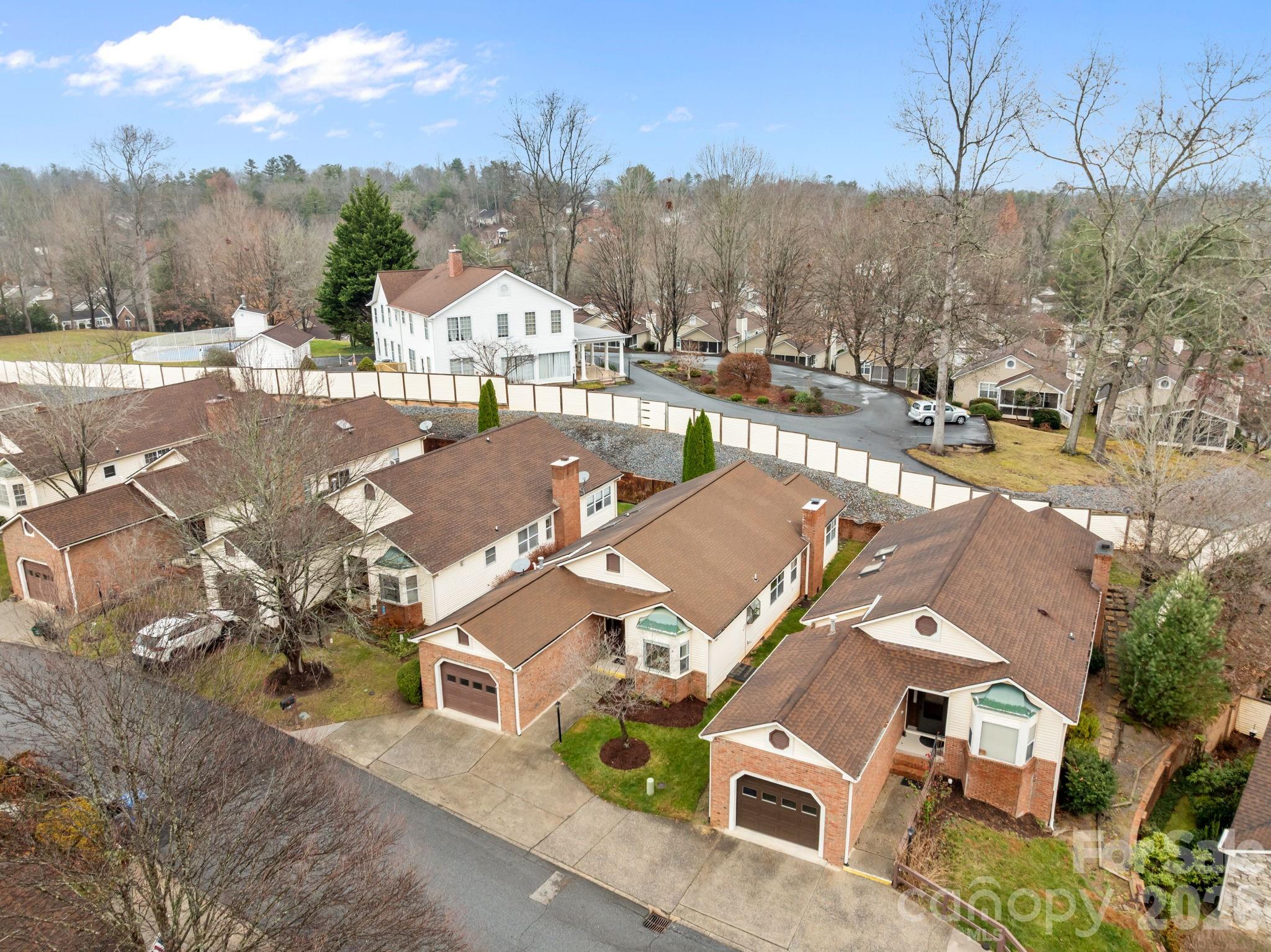 125 Exeter Court Hendersonville NC 28791