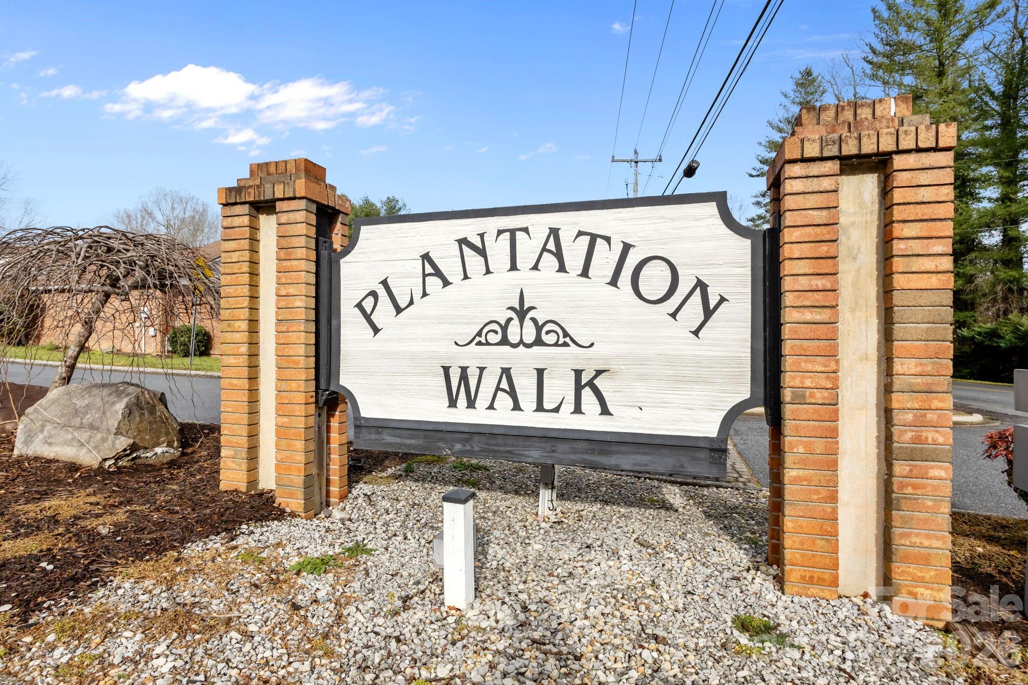 125 Exeter Court Hendersonville NC 28791