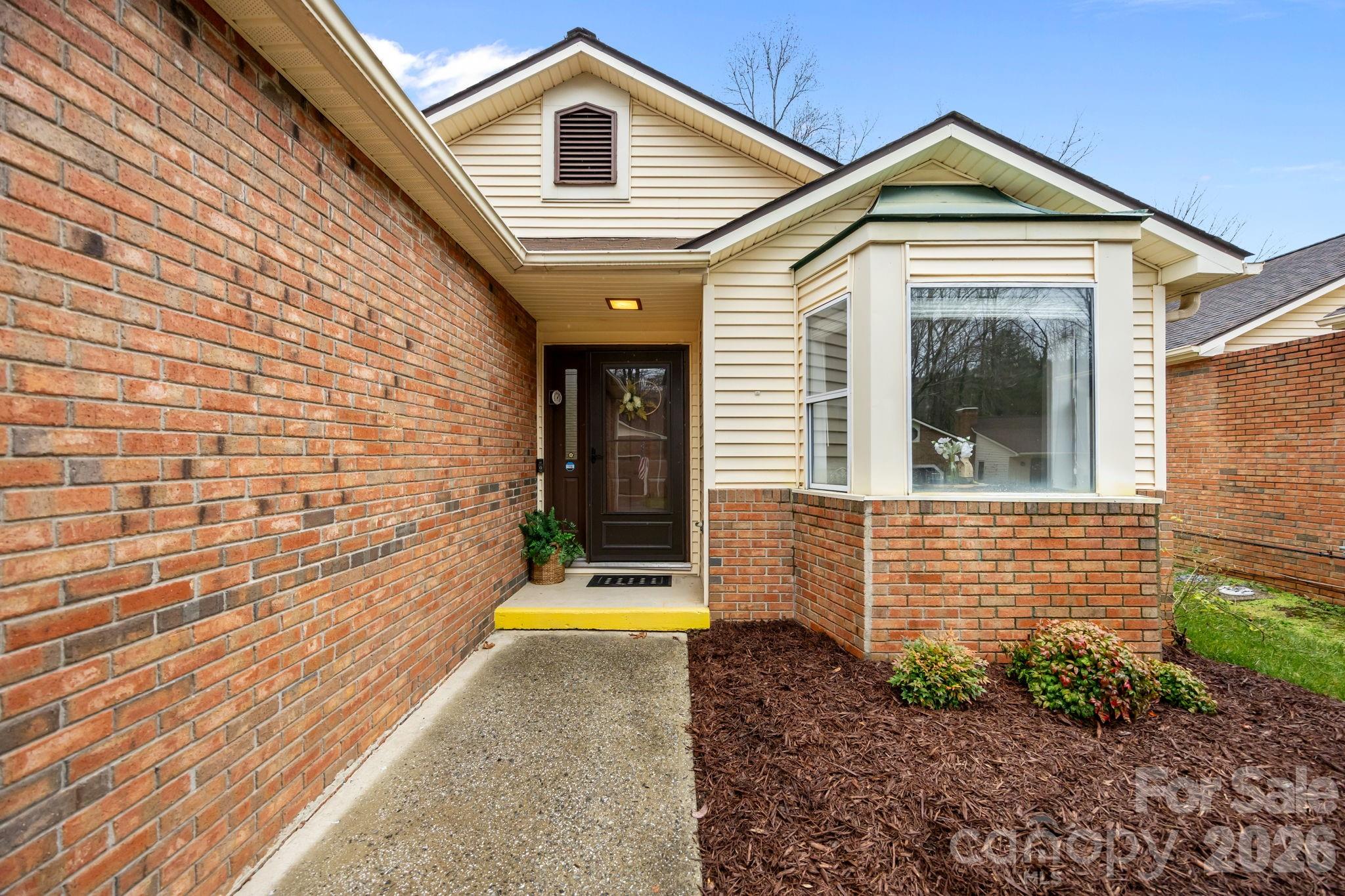125 Exeter Court Hendersonville NC 28791