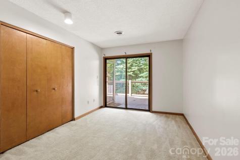 48 Ravencroft Lane Asheville NC 28803