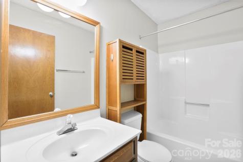 48 Ravencroft Lane Asheville NC 28803