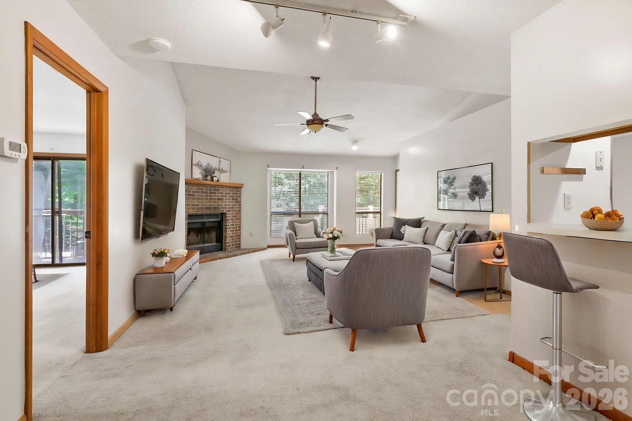 48 Ravencroft Lane Asheville NC 28803