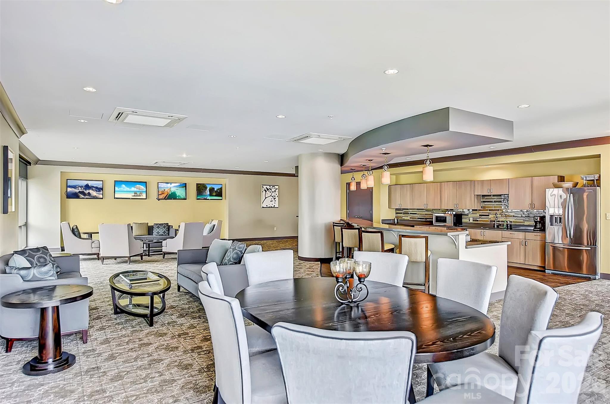 222 S Caldwell Street Charlotte NC 28202